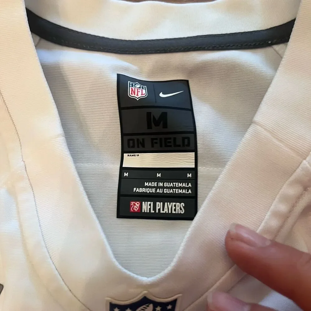 Nike Patrick Mahomes Kansas City Chiefs Super Bowl LIV Patch White Jersey Size M